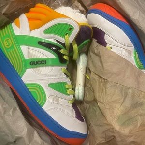 Authentic Women’s Gucci Sneakers Multicolored